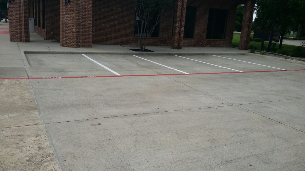 Parking Lot Striping - The Boat Club