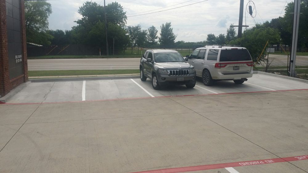 Parking Lot Striping -The Boat Club