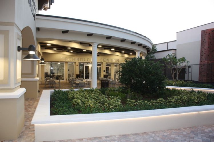 Berkeley Preparatory School Technology Commons