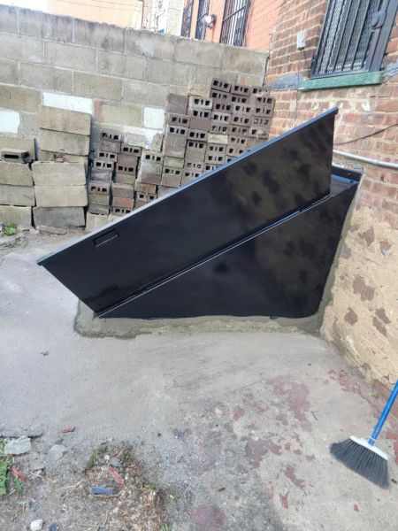 BULKHEAD DOORS