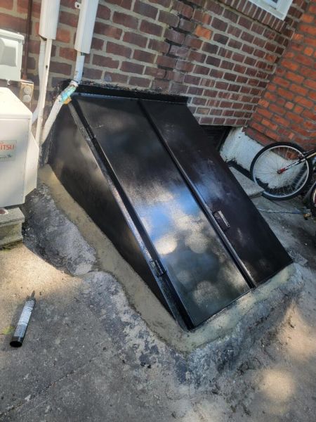 BULKHEAD DOORS