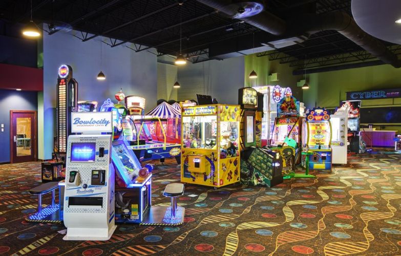 Bowlocity Entertainment Center