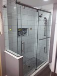 Glass shower doors