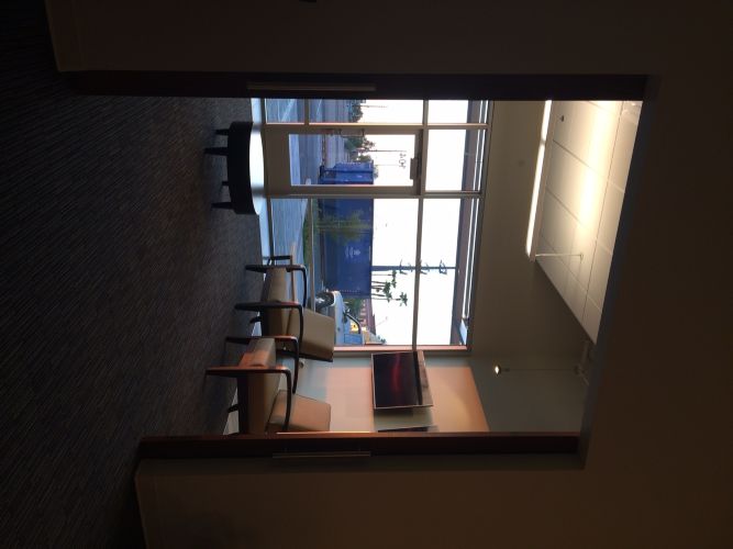 Discovery Retail Center Sales Office