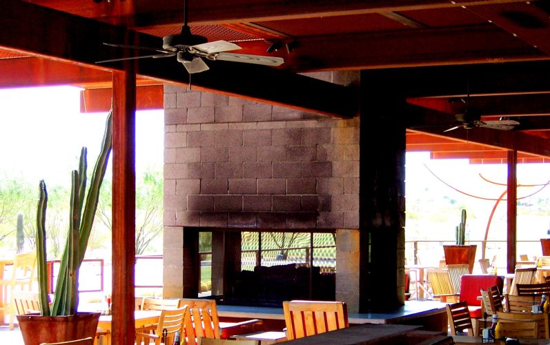 Longbow Golf Course Clubhouse