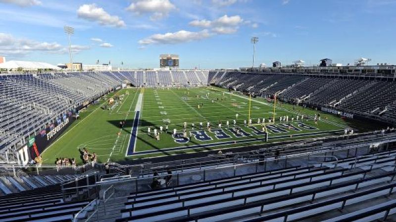 Fiu Riccardo Silva Football Stadium & Field House