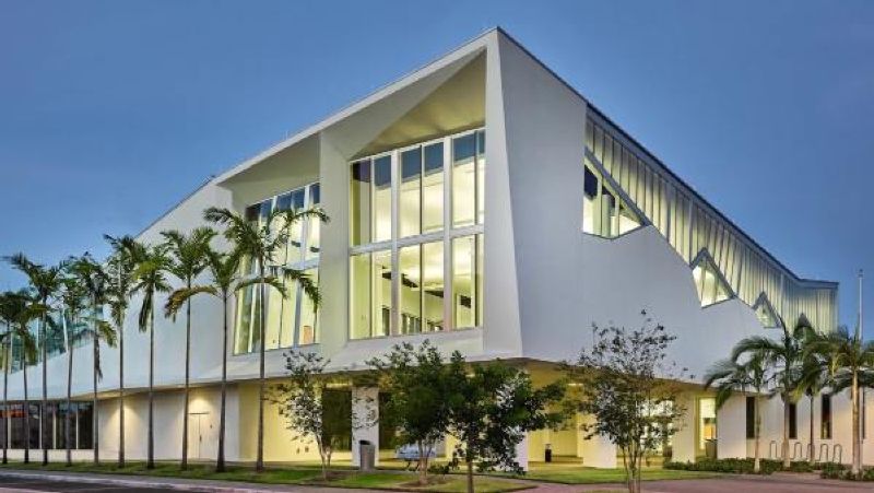 Pompano Beach Cultural Arts Center & Library