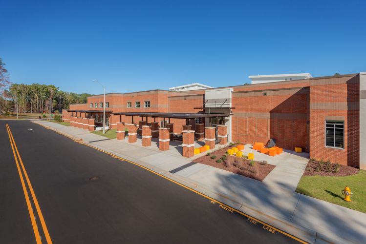 Barton Pond Elementary School 