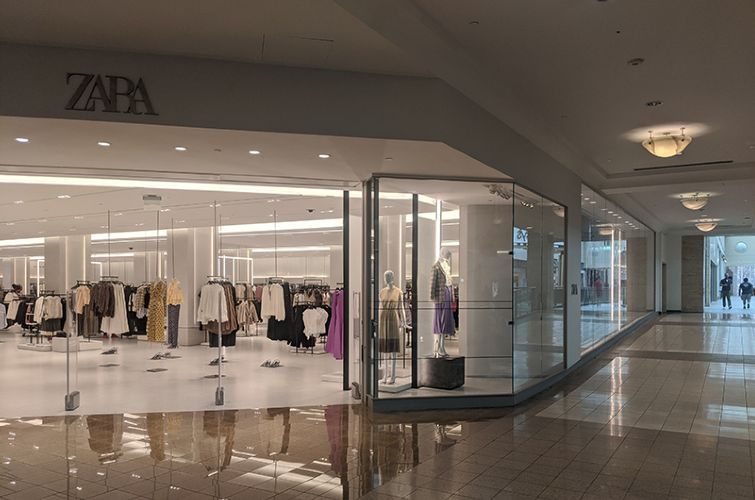 CPM Builders - Zara Store at Lenox Mall Image