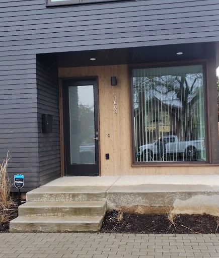 Apartments & Condominiums