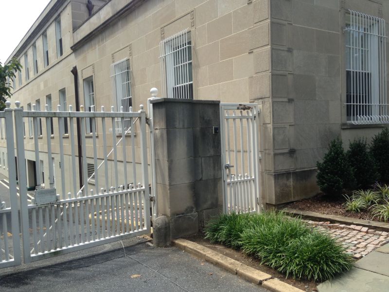 Exterior Building Cleaning