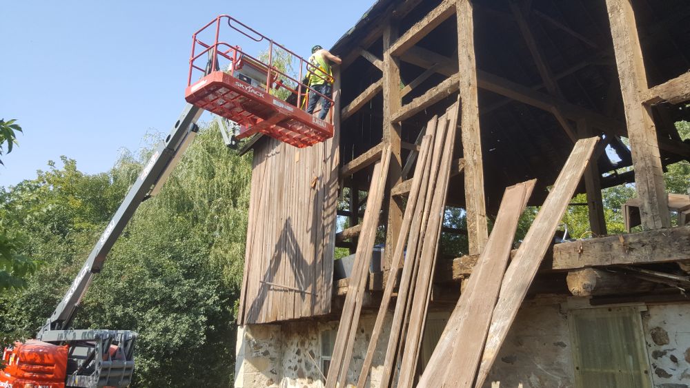 Recycling Brick & Wood