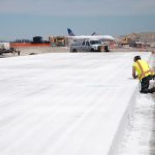 SeaTac Middle Runway - Seattle&ndash;Tacoma International Airport