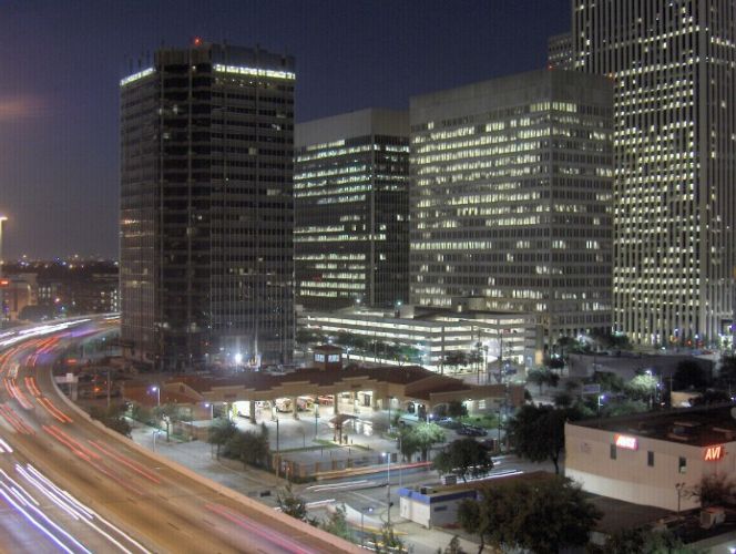 Mickey Leeland Federal Building