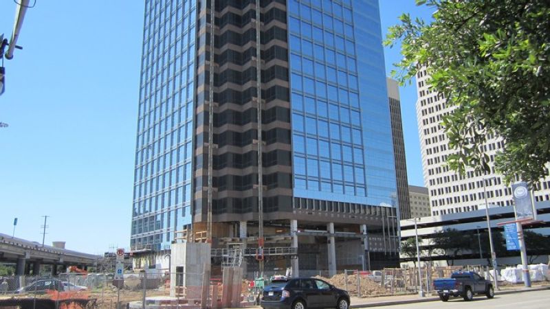 Mickey Leeland Federal Building