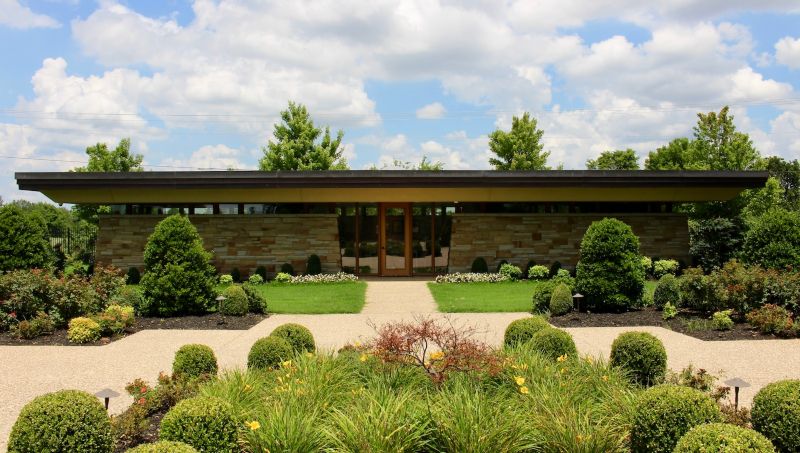 Pinnacle Memorial Gardens