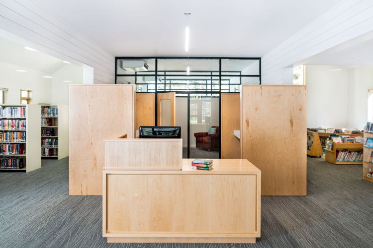 Madbury Public Library