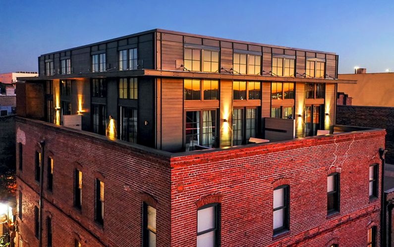 419 West Congress Street