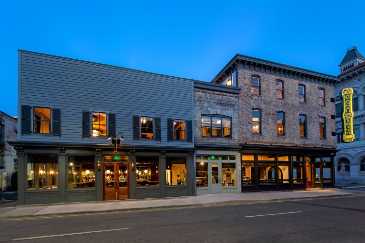 Savannah Spirits and Chop House