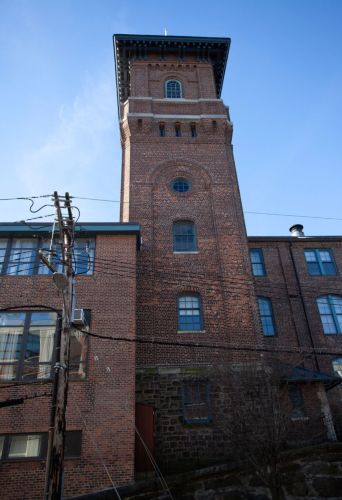 The Knickerbocker Press