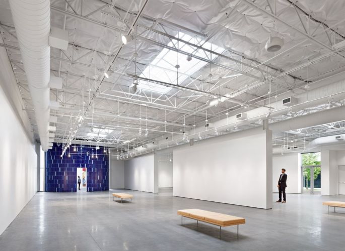 Hi Line Office Building