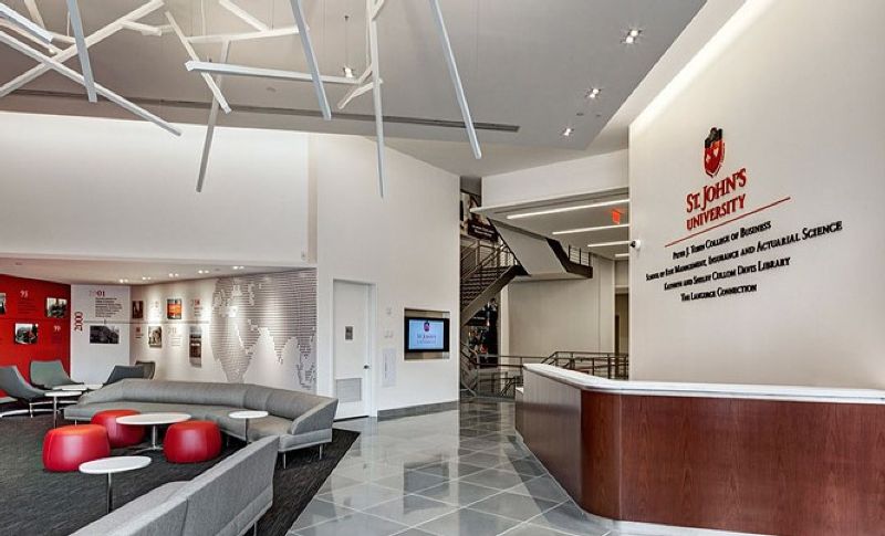 St. John&rsquo;s University Manhattan Campus	