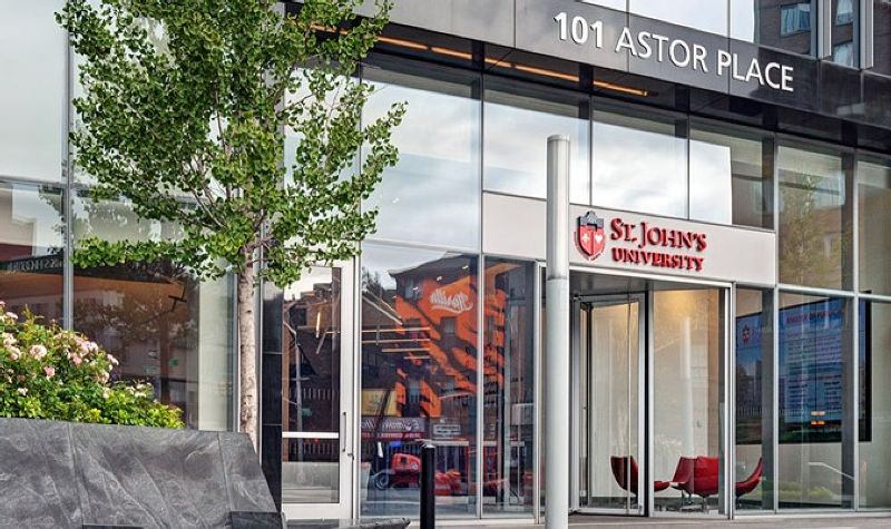 St. John&rsquo;s University Manhattan Campus	