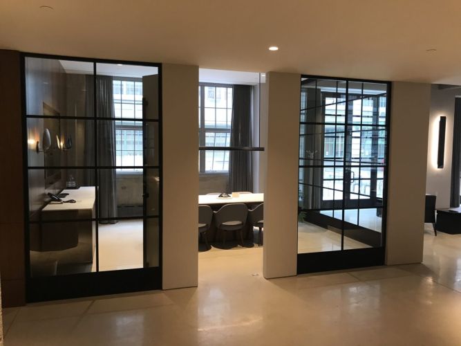 Camp David Caf&eacute; Bar and Lounge