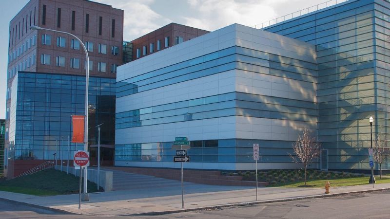 Syracuse University School of Management