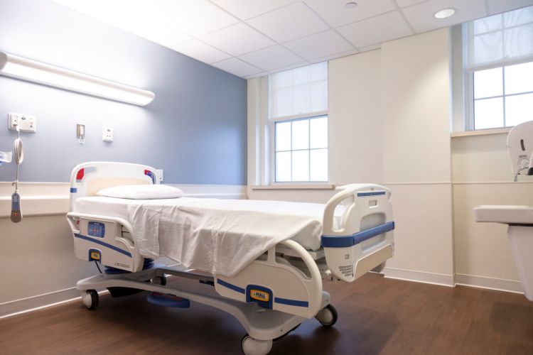 Tufts Medical Center Labor and Delivery Room by GenCon in , MA ProView