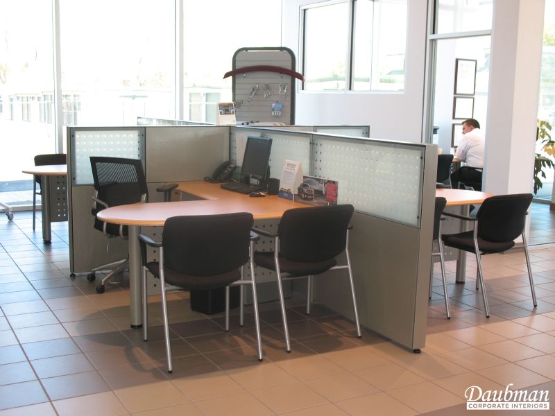 Auto Dealership / Service