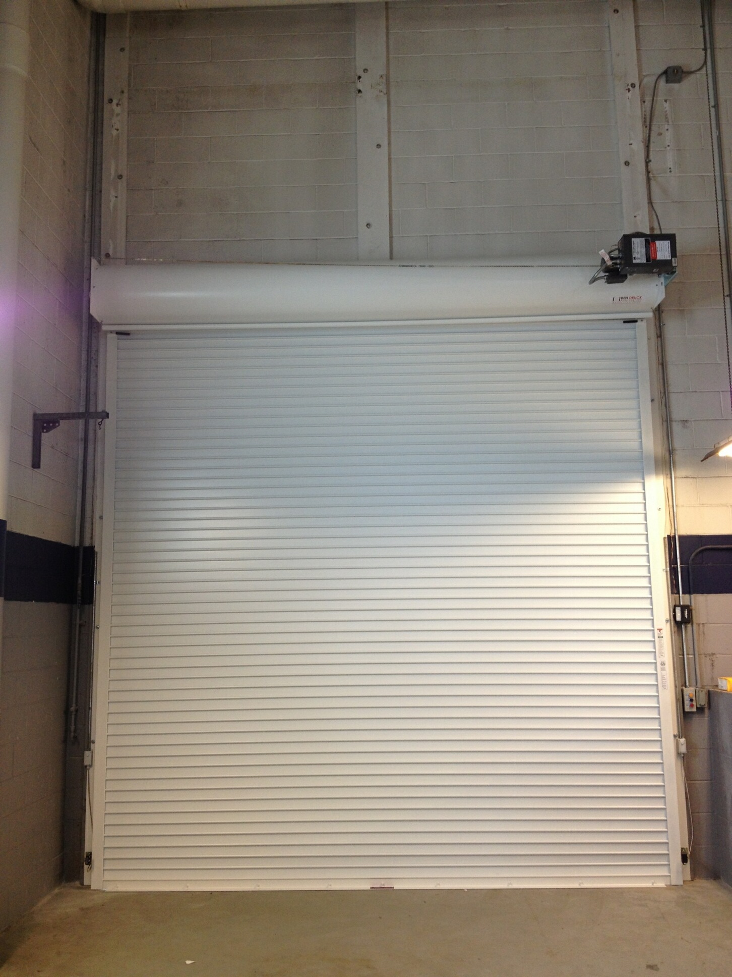 Insluated coiling steel door