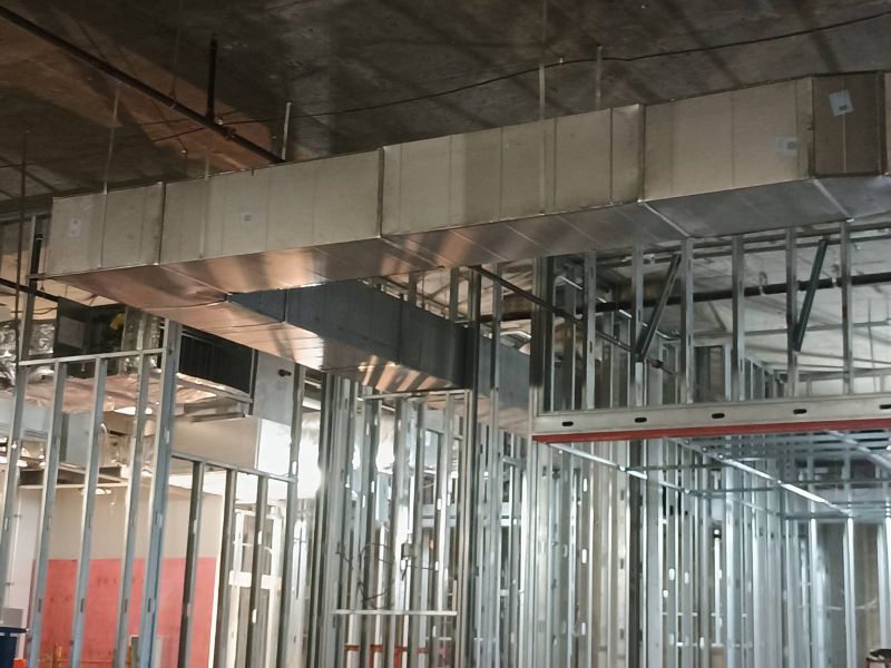 URBAN OUTFITTERS - THE DOMAIN, AUSTIN