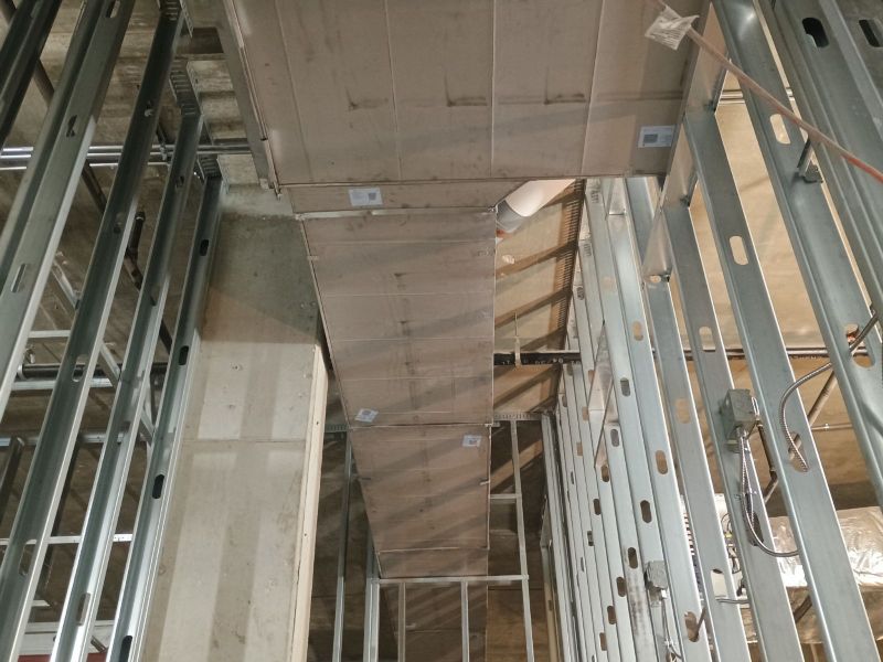 URBAN OUTFITTERS - THE DOMAIN, AUSTIN