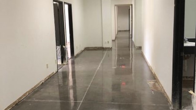 https://pvu.thebluebook.com/inc/img/qp/2860653/concrete-polish4.jpg