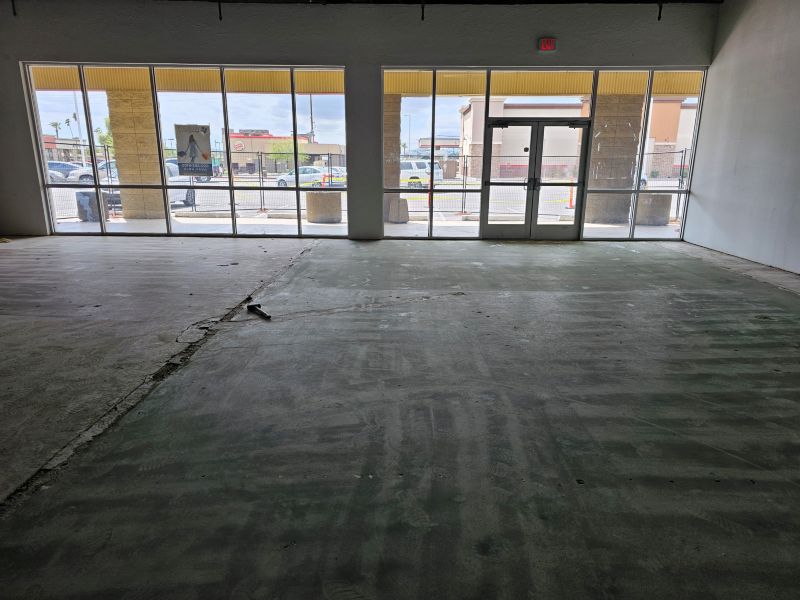 Pawn Shop 59th and Camelback(6,500 SF)