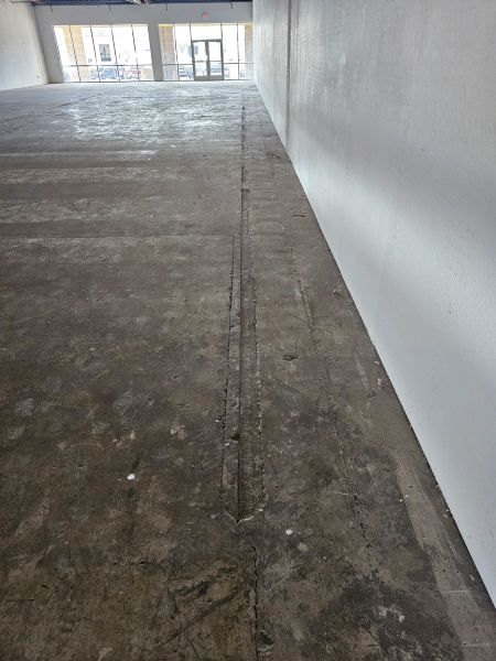 Pawn Shop 59th and Camelback(6,500 SF)
