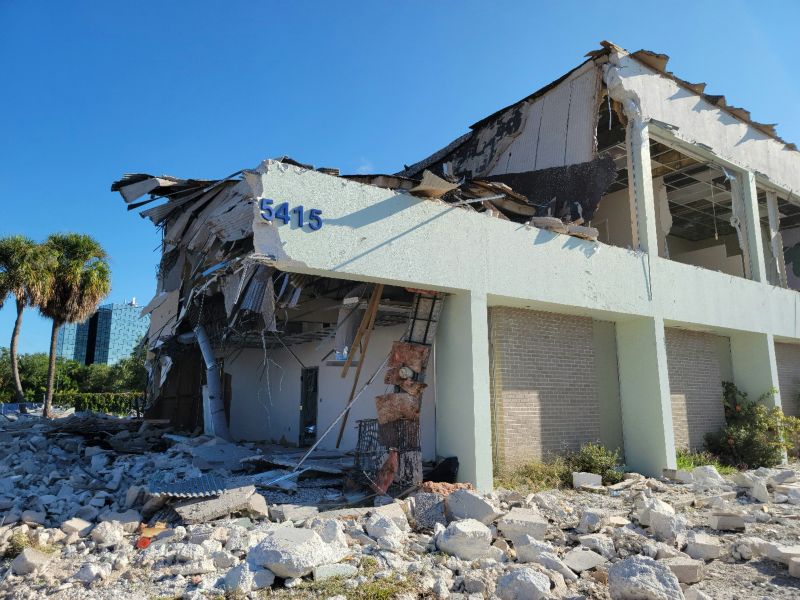 2 Commercial 2 Story