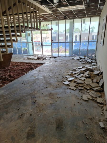 2 Commercial 2 Story