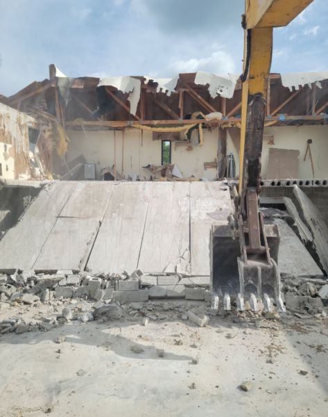 Hurricane Damaged Motel Demo