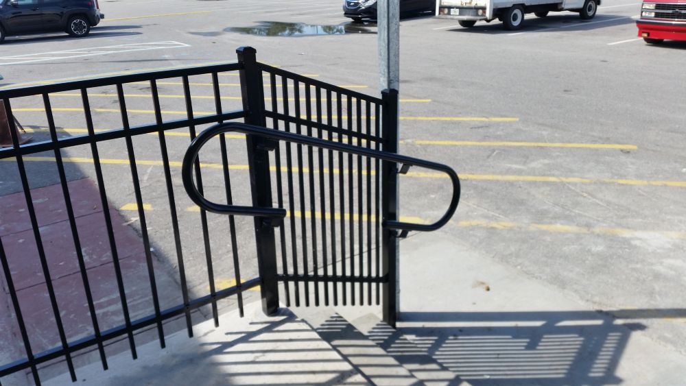 Aluminum Fence/Handrail