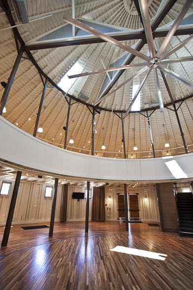 DeTurk Round Barn