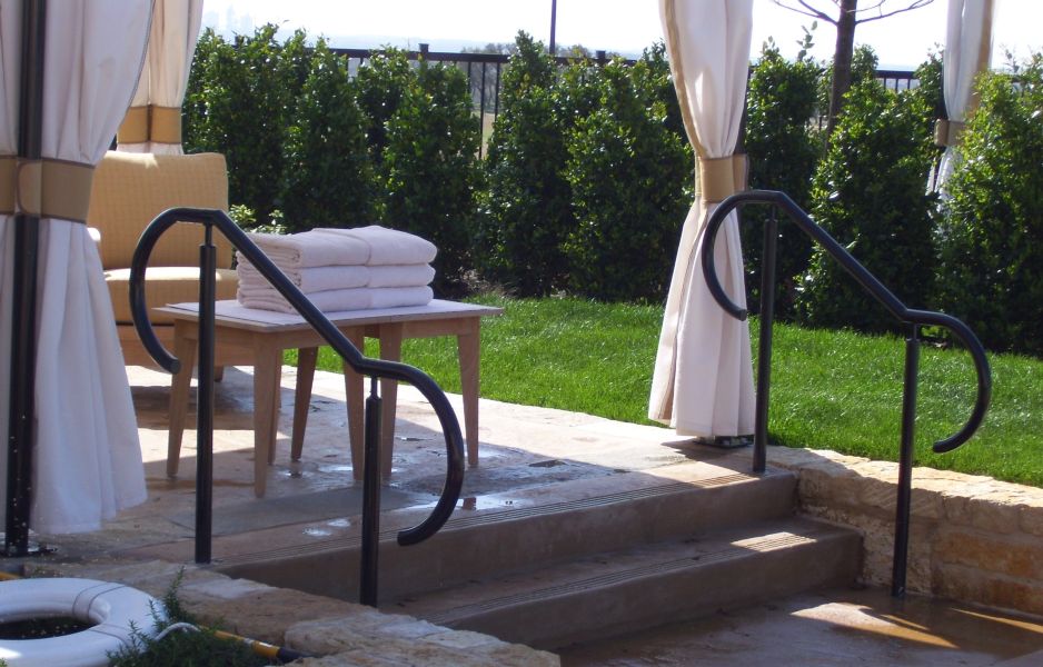 Staircases & Railings