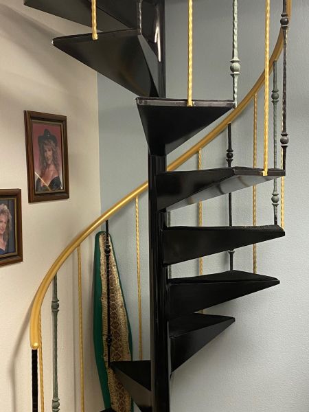 Staircases & Railings