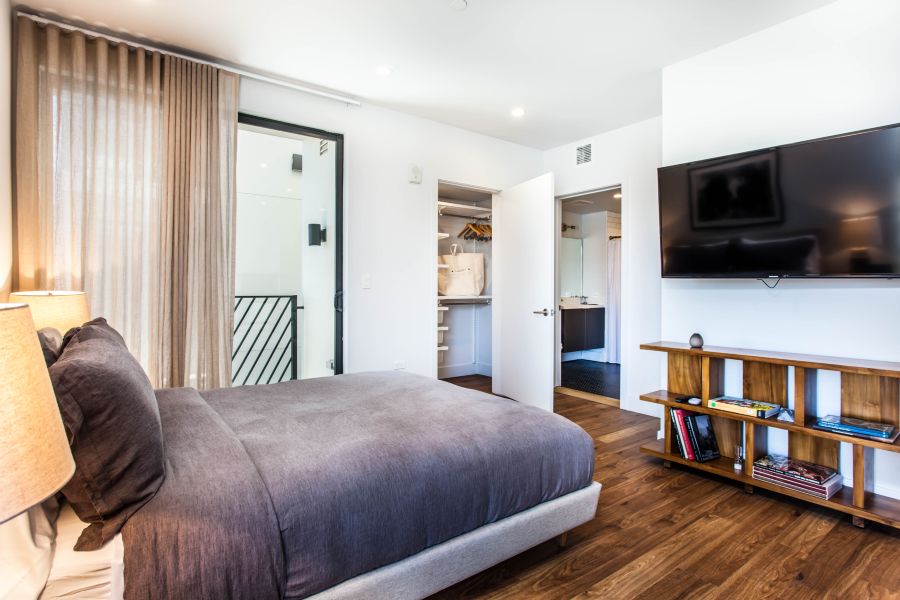 KODO Selects For Review