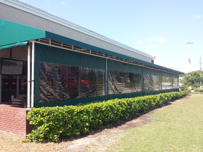 Gator's Dockside-outdoor dining Photo 1