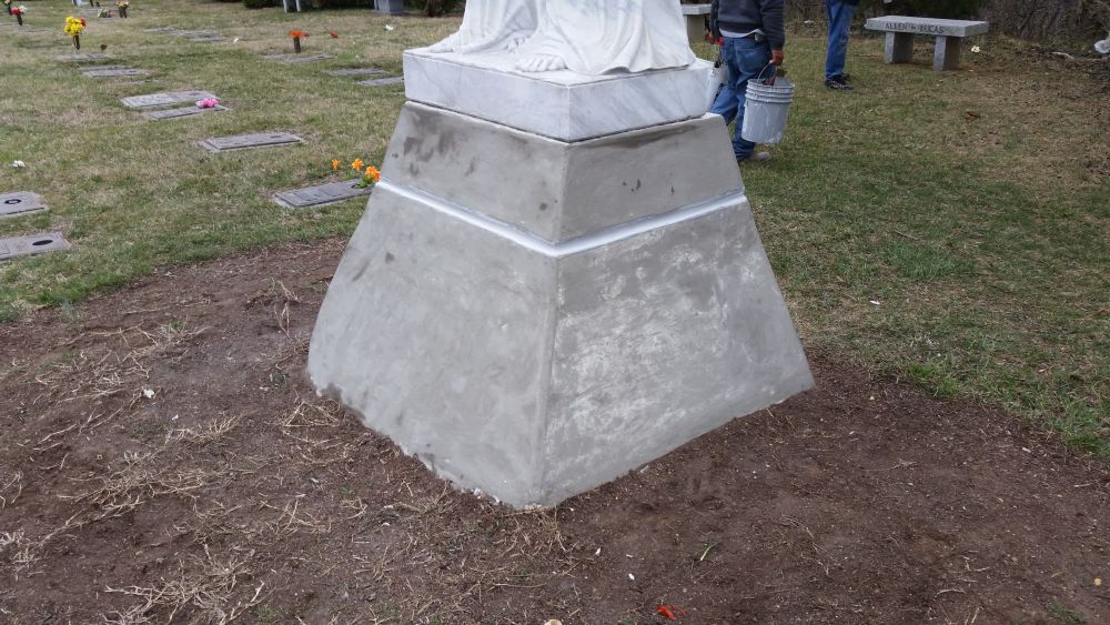 Statue base