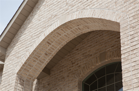 Jumbo Polar White Clear Arch