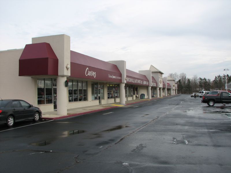 Brookside Plaza - Brookville, Ohio