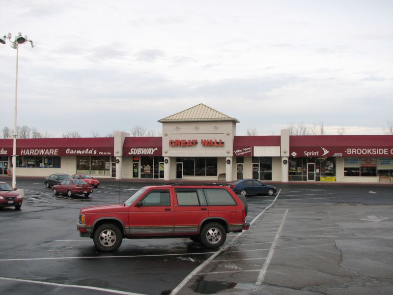 Brookside Plaza - Brookville, Ohio